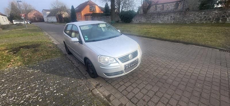 Silber Gebraucht 2006 VW Polo Kleinwagen | 800 € (Superpreis) - Bild 1/4