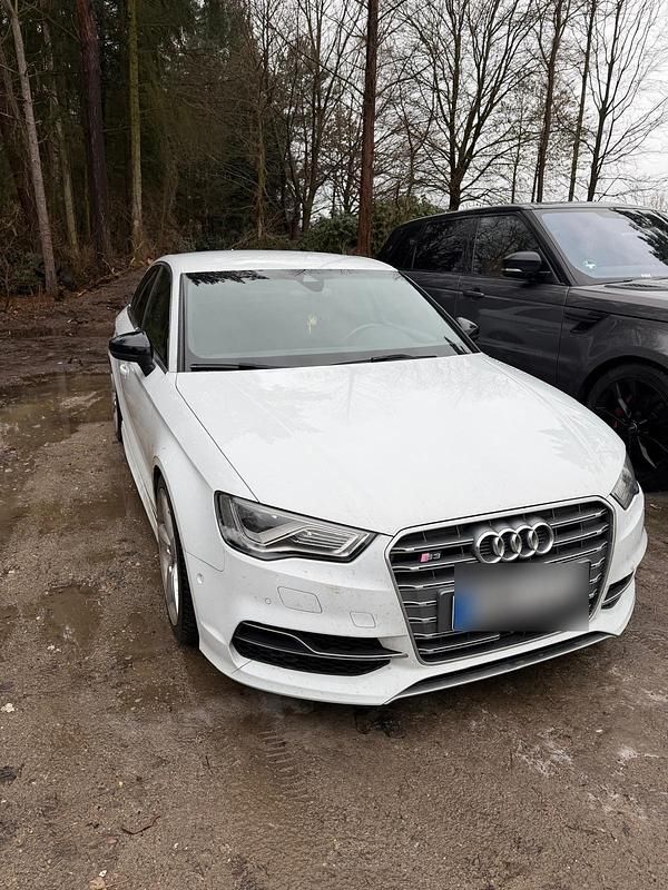 Second-hand Audi S3 400 CP (294 kW) 2014 Alb Berlinǎ