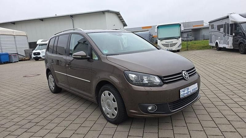 Braun Gebraucht 2014 VW Touran Highline Van / Kleinbus | 11.900 € (Fairer Preis) - Bild 1/4