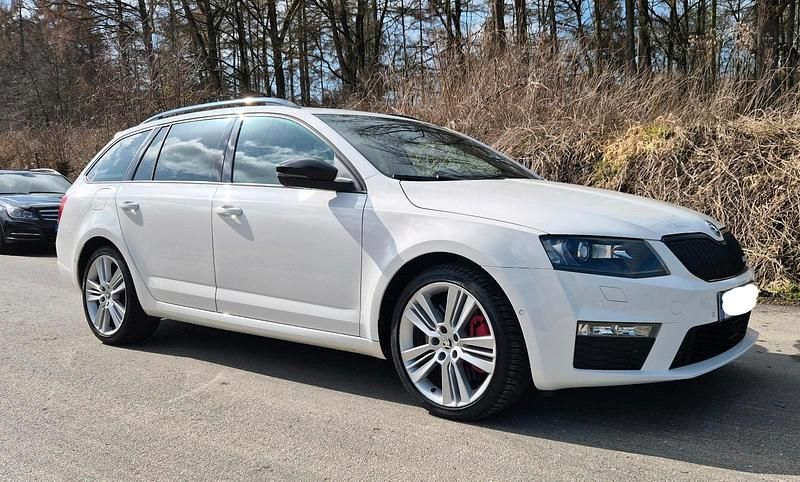 Gebraucht Skoda Octavia RS 184 PS (135 kW) 2014 Weiß Kleinwagen