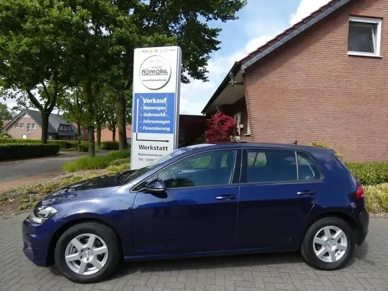 Occasion VW Golf VII Trendline 110 ch (80 kW) 2017 Bleue Berline