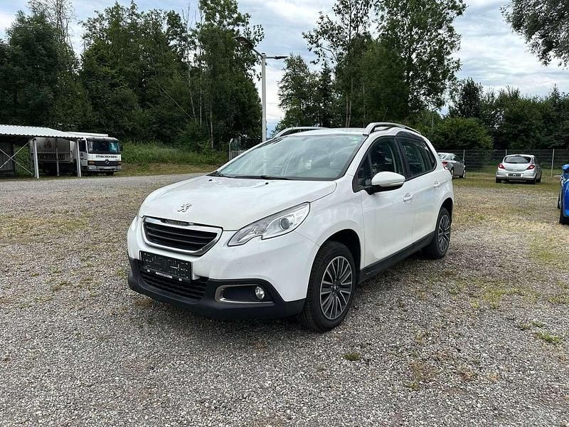 Weiß Gebraucht 2016 Peugeot 2008 SUV | 3.950 € (Fairer Preis) - Bild 1/4