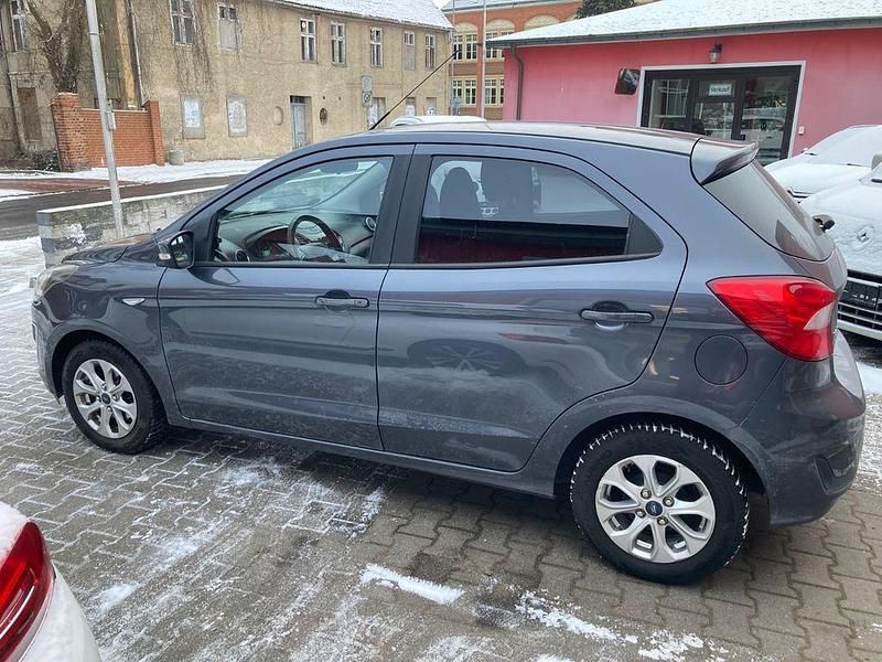 Gebraucht Ford Ka Cool & Connect 86 PS (63 kW) 2019 Grau Limousine