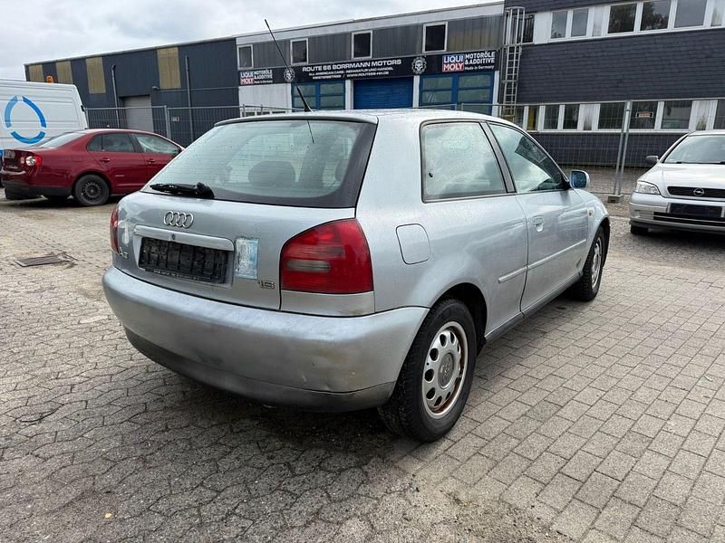 Gebraucht Audi A3 101 PS (74 kW) 1998 Silber Limousine