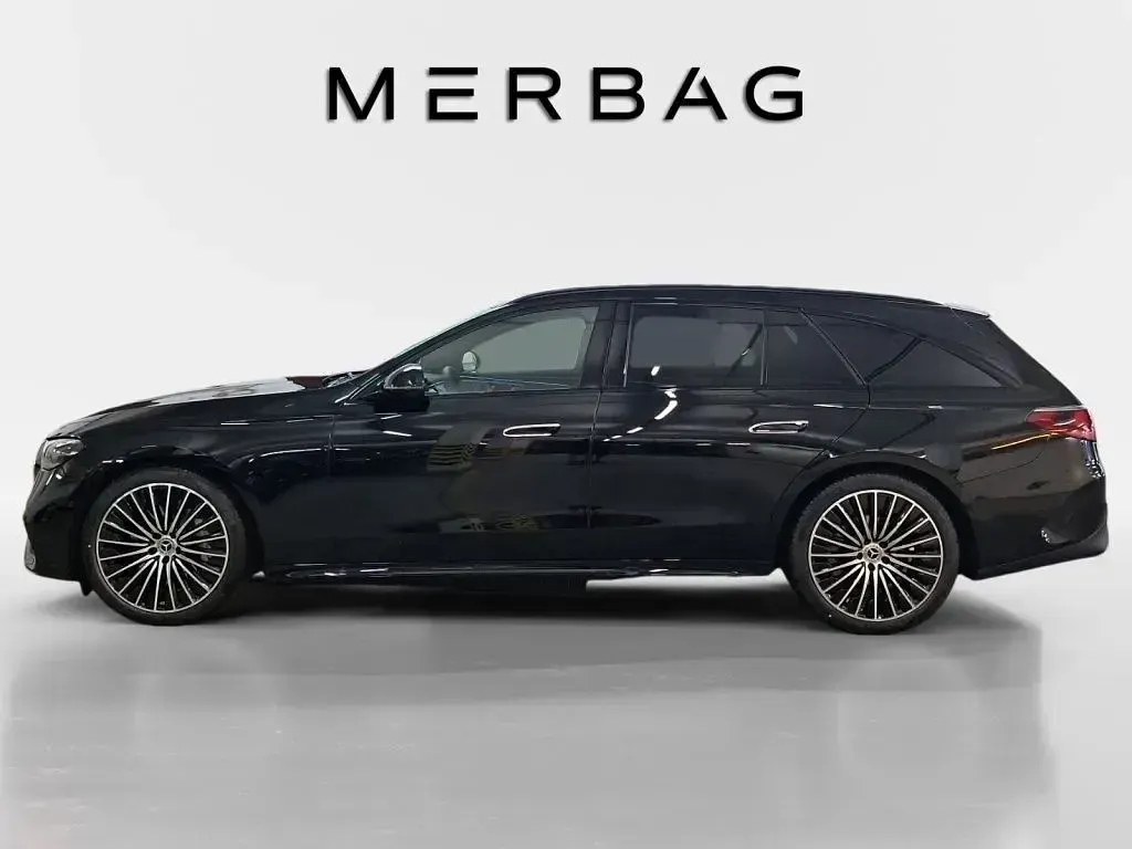 Gebraucht Mercedes E220 Advanced Plus 197 PS (144 kW) 2026 Schwarz Limousine