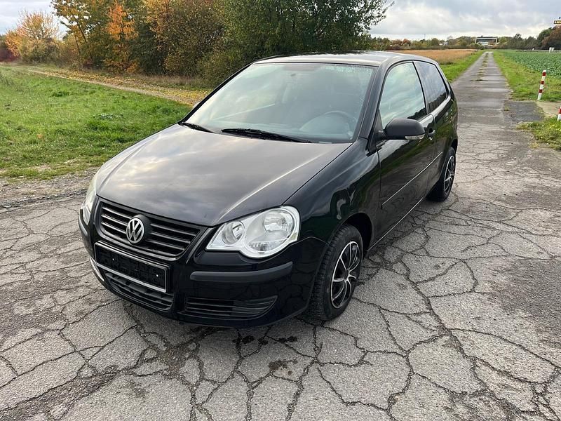 Schwarz Gebraucht 2005 VW Polo Trendline Kleinwagen | 990 € (Guter Preis) - Bild 1/4