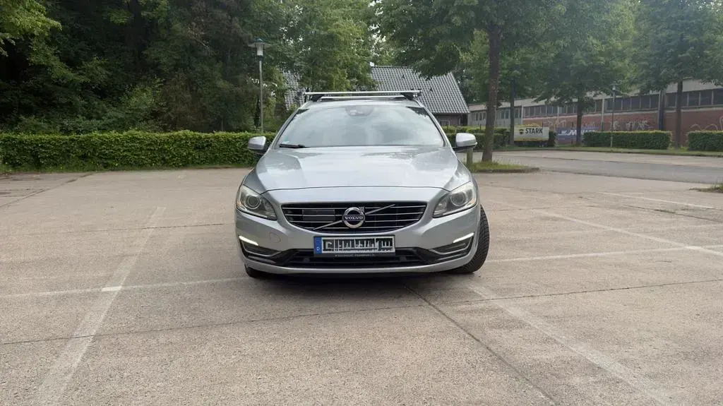 Gebraucht Volvo V60 Summum 280 PS (205 kW) 2013 Silber Kombi