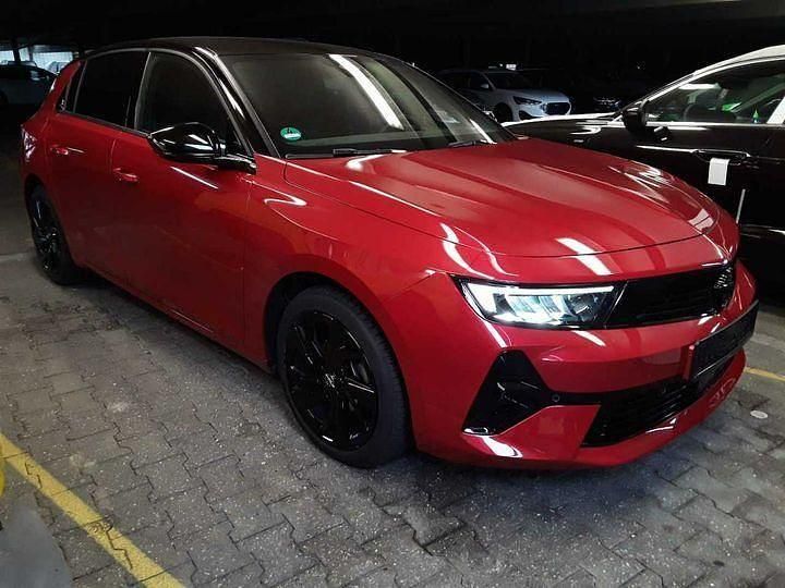 Gebraucht Opel Astra Sport 131 PS (96 kW) 2024 Rot Limousine