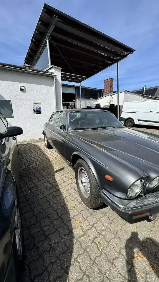 Gebraucht Jaguar XJ Sovereign 295 PS (216 kW) 1985 Silber Limousine
