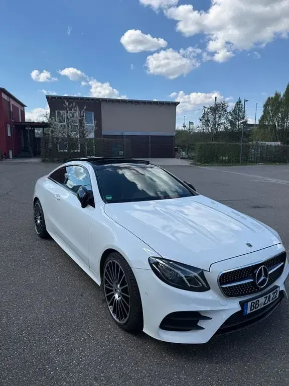 Second-hand Mercedes E350 299 CP (219 kW) 2019 Alb Coupe