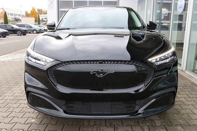 Neu Ford Mustang Mach-E 197 kW (268 PS) 2026 Terrain sand SUV