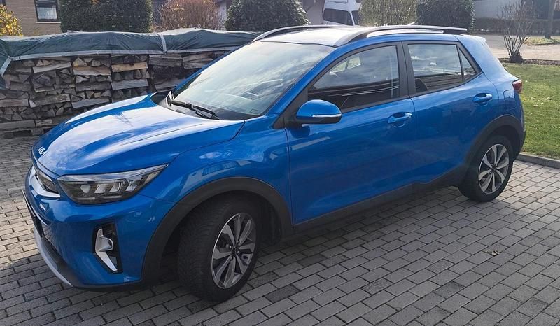 Gebraucht Kia Stonic 101 PS (74 kW) 2021 Blau SUV