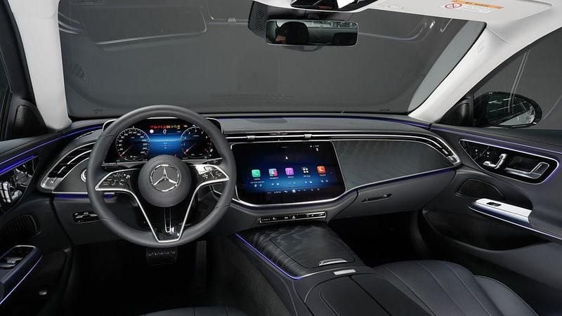 Neu Mercedes E200 AMG 227 PS (166 kW) 2026 Polarweiss  unilack Limousine