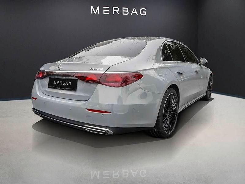Gebraucht Mercedes E400 Exclusive 381 PS (280 kW) 2024 Grau Limousine