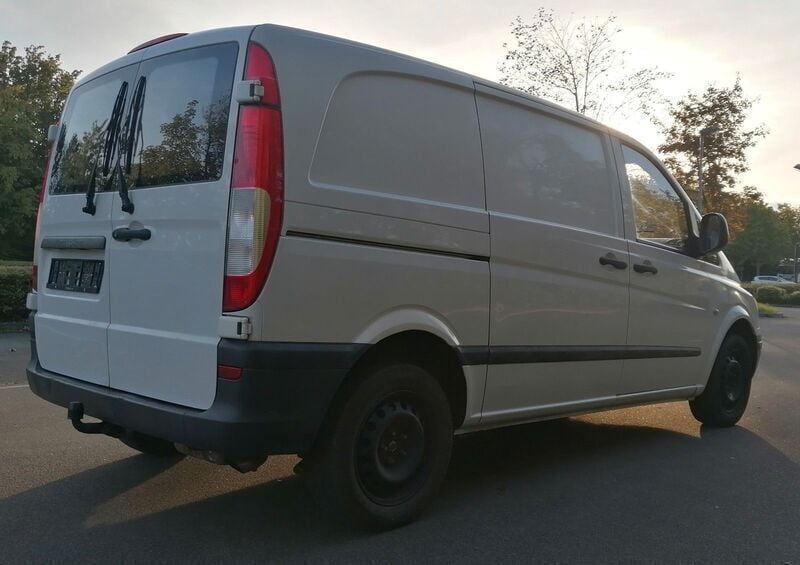 Gebraucht Mercedes Vito 109 PS (80 kW) 2006 Weiß Van