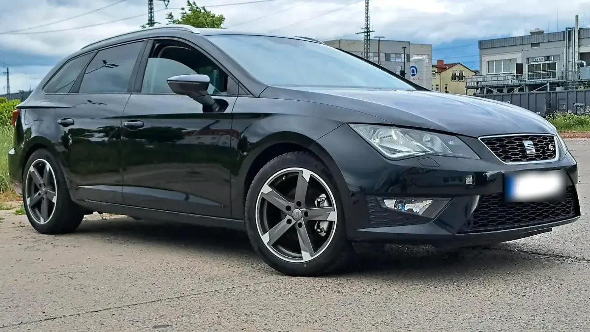 Gebraucht Seat Leon ST FR 125 PS (91 kW) 2015 Schwarz Kombi