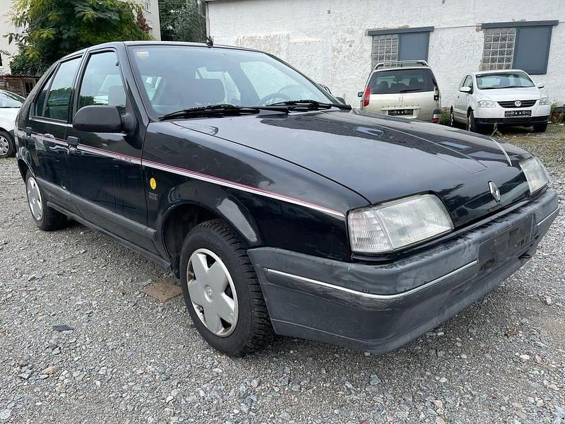 Schwarz Gebraucht 1991 Renault 19 Limousine | 999 € - Bild 1/4
