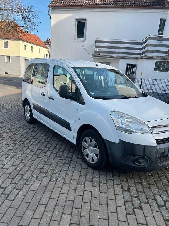 Gebraucht Citroën Berlingo SELECTION 98 PS (72 kW) 2012 Weiß Van / Kleinbus