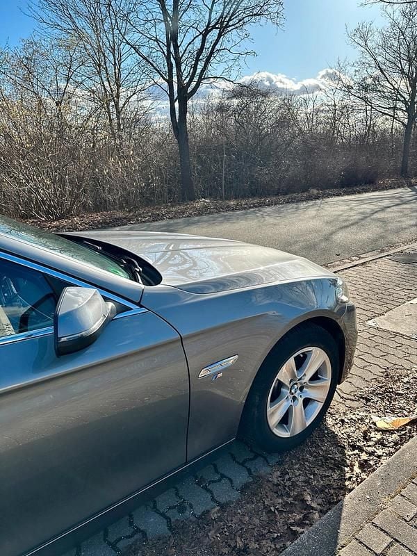 Gebraucht BMW 520 190 PS (139 kW) 2016 Silber Kombi