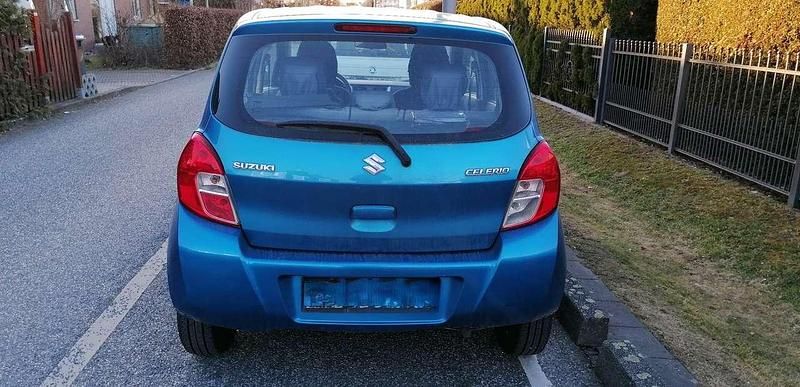 Gebraucht Suzuki Celerio Basic 68 PS (50 kW) 2018 Blau Kleinwagen