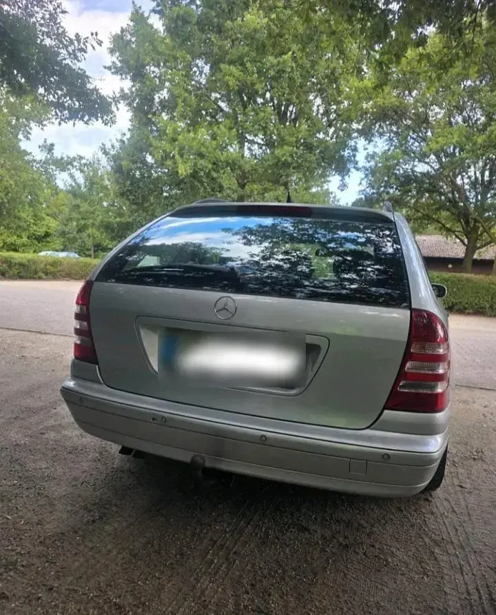 Gebraucht Mercedes C220 150 PS (110 kW) 2007 Silber Kombi