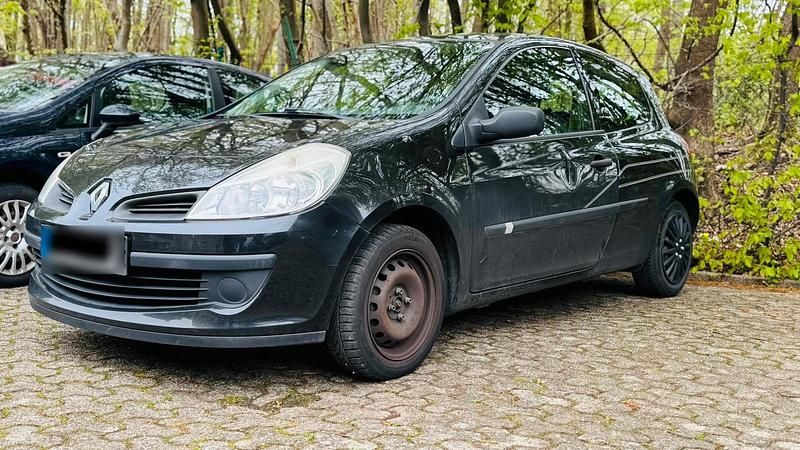Gebraucht Renault Clio II 75 PS (55 kW) 2007 Schwarz Kleinwagen