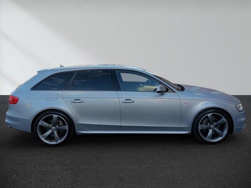 Gebraucht Audi A4 S-Line 224 PS (164 kW) 2015 Floret silver metallic Kombi