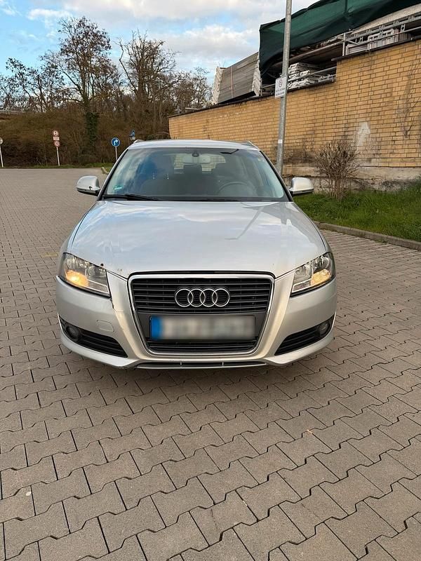 Gebraucht Audi A3 125 PS (91 kW) 2009 Silber Kleinwagen