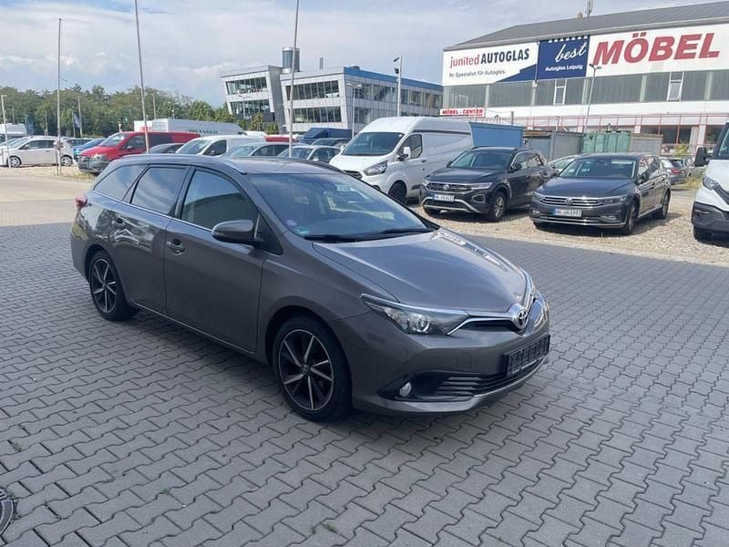 Grau Gebraucht 2018 Toyota Auris Touring Sports Edition-S Kombi | 8.900 € (Guter Preis) - Bild 1/4
