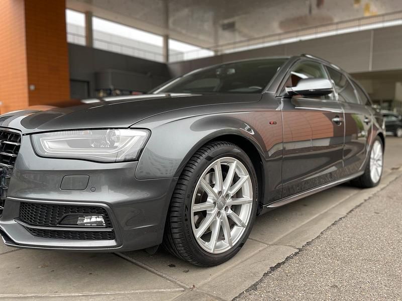 Gebraucht Audi A4 S-Line 204 PS (150 kW) 2015 Kombi