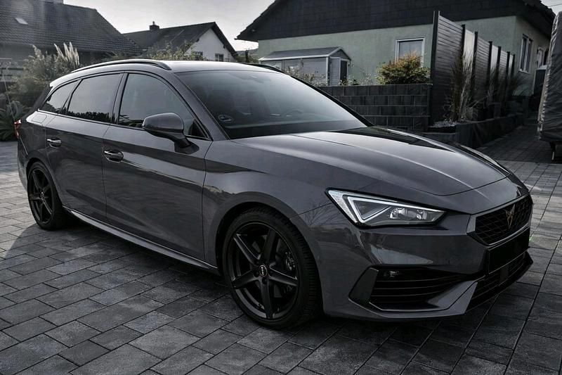 Gebraucht Cupra Leon 310 PS (228 kW) 2023 Grau Kombi