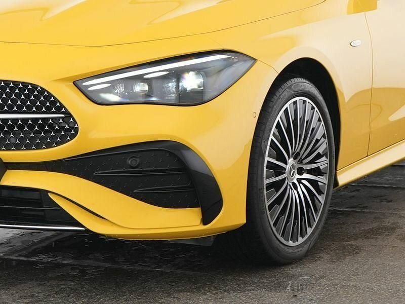 Gebraucht Mercedes CLE300 AMG 204 PS (150 kW) 2025 Unilack sonnengelb Coupé