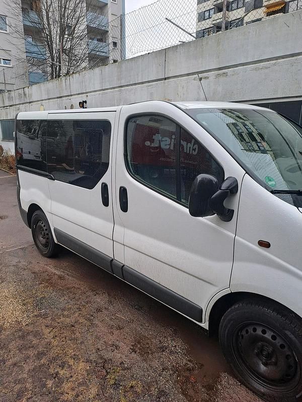 Gebraucht Opel Vivaro 114 PS (83 kW) 2014 Weiß Van / Kleinbus