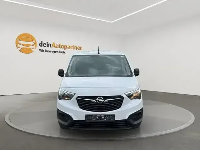 Gebraucht Opel Combo Edition 102 PS (75 kW) 2022 Casabl/arctic/eisweiss/kaolin Van / Kleinbus