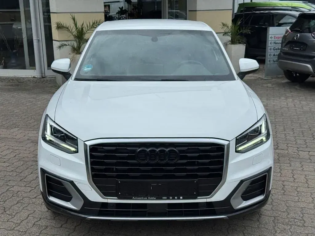 Gebraucht Audi Q2 S-Line 150 PS (110 kW) 2018 Weiß SUV