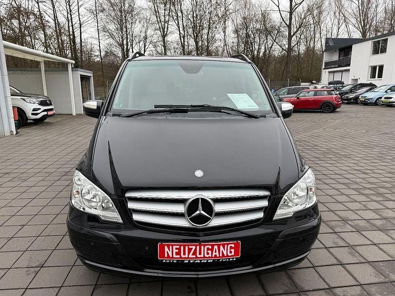 Gebraucht Mercedes Viano 224 PS (164 kW) 2010 Schwarz Van / Kleinbus