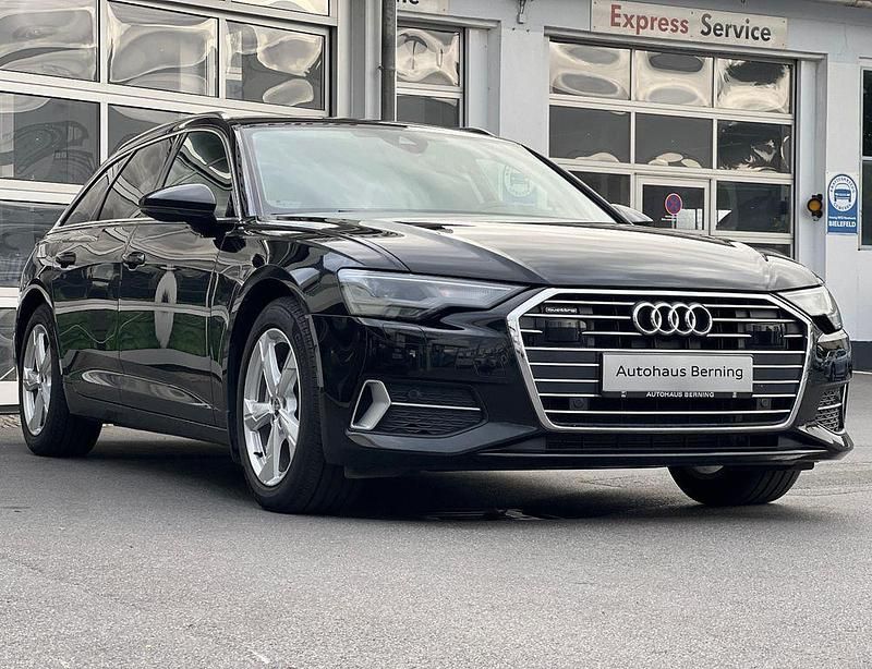 Gletscherweiß metallic Gebraucht 2023 Audi A6 Sport Kombi | 38.490 € (Guter Preis) - Bild 1/4