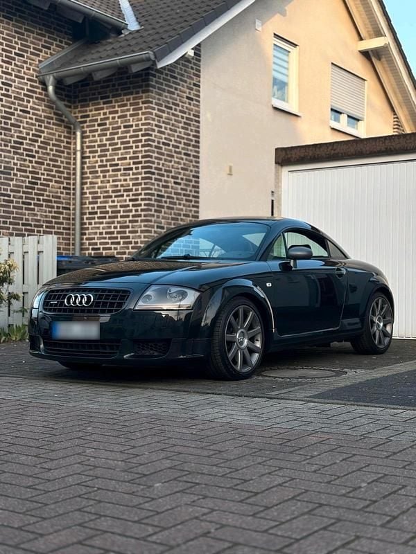 Second-hand Audi TT 250 CP (183 kW) 2003 Negru Coupe