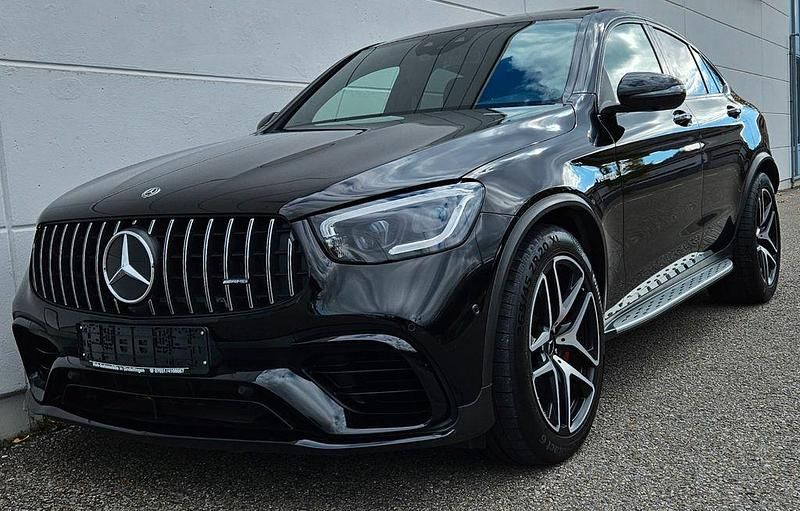 Schwarz Gebraucht 2020 Mercedes GLC63 AMG AMG Limousine | 67.450 € (Superpreis) - Bild 1/4