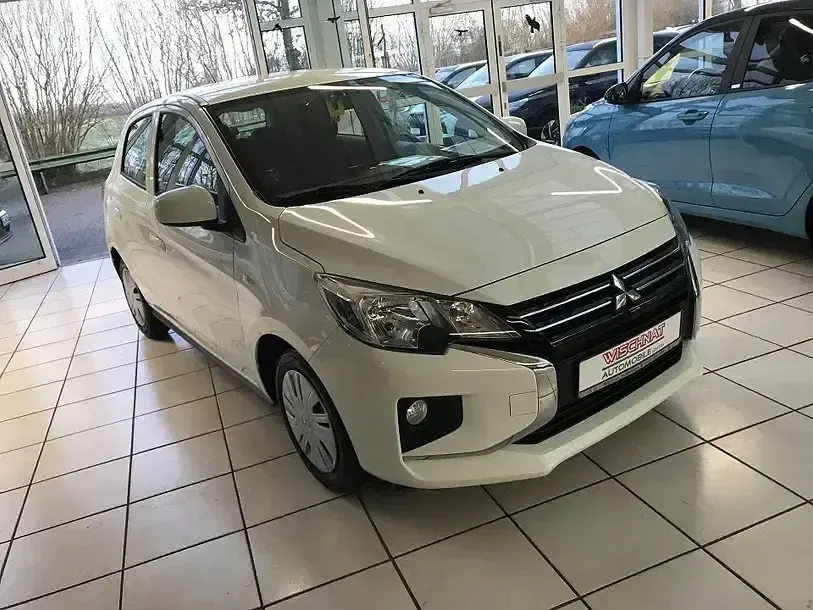 Gebraucht Mitsubishi Space Star Select 71 PS (52 kW) 2025 Islandweiss (s) Kleinwagen