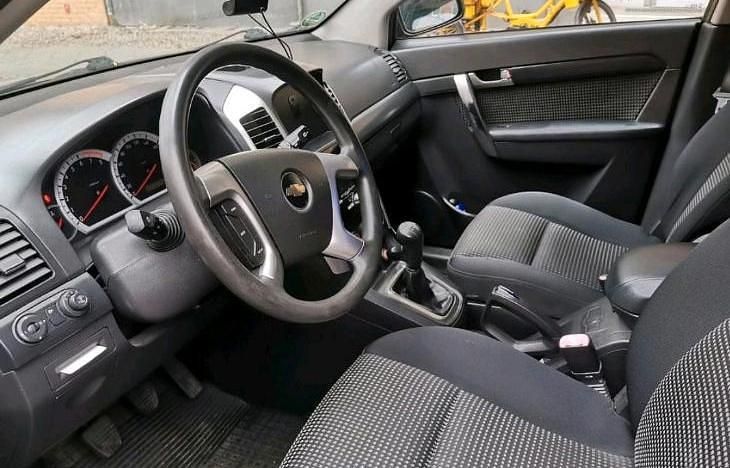 Gebraucht Chevrolet Captiva 136 PS (100 kW) 2008 Schwarz SUV