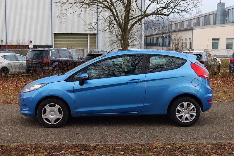Gebraucht Ford Fiesta Trend 60 PS (44 kW) 2008 Blau Kleinwagen