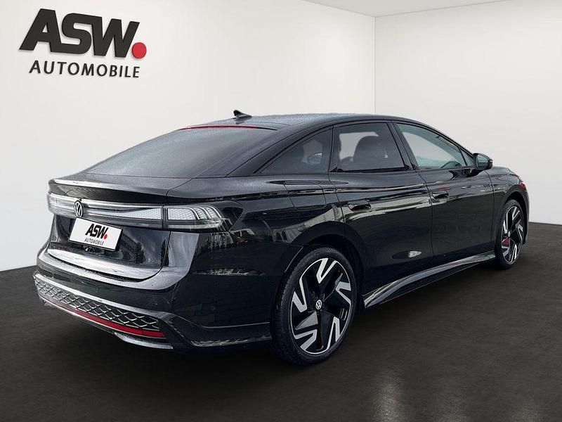 Gebraucht VW ID.7 GTX 250 kW (340 PS) 2025 Grenadillschwarz metallic Limousine