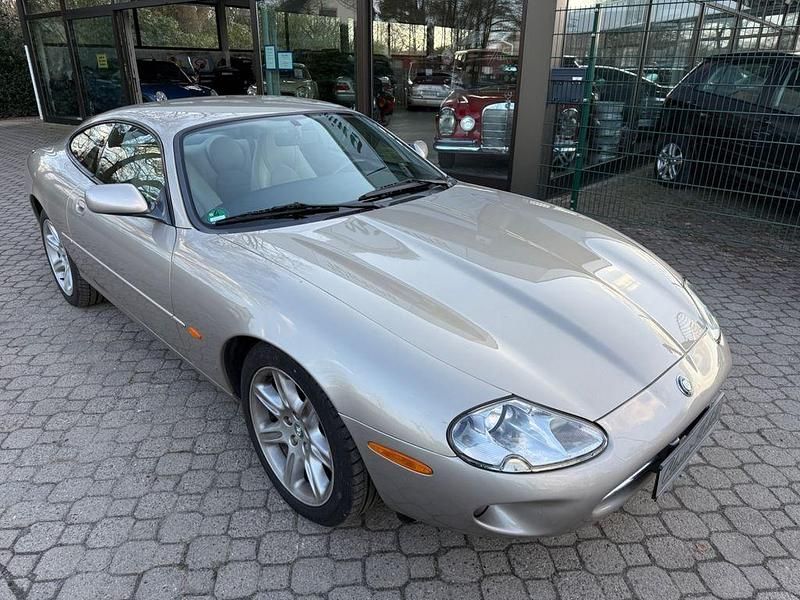 Gebraucht Jaguar XK8 284 PS (208 kW) 1997 Gold Coupé