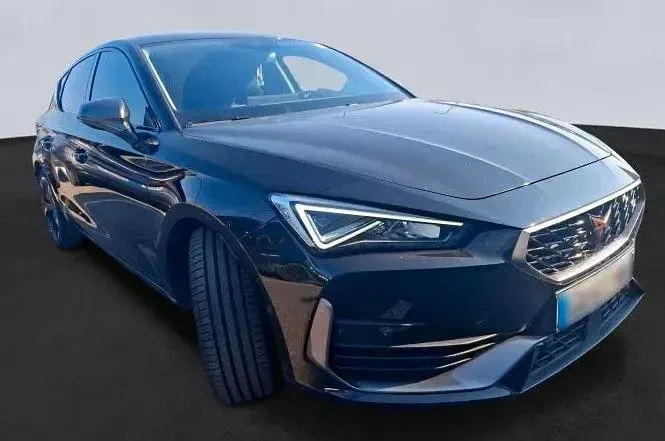 Używany Cupra Leon 150 KM (110 kW) 2024 Czarny SUV