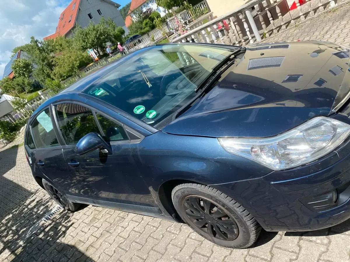 Gebraucht Citroën C4 100 PS (73 kW) 2010 Schwarz Limousine