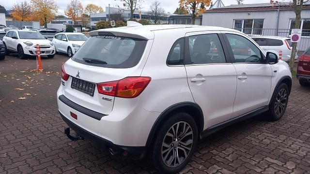 Frost white frost white Gebraucht 2017 Mitsubishi ASX Diamant Edition SUV | 14.353 € (Etwas zu teuer) - Bild 1/4