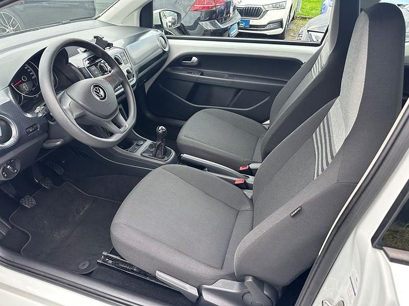 Gebraucht VW up! 65 PS (47 kW) 2021 Weiß Kleinwagen
