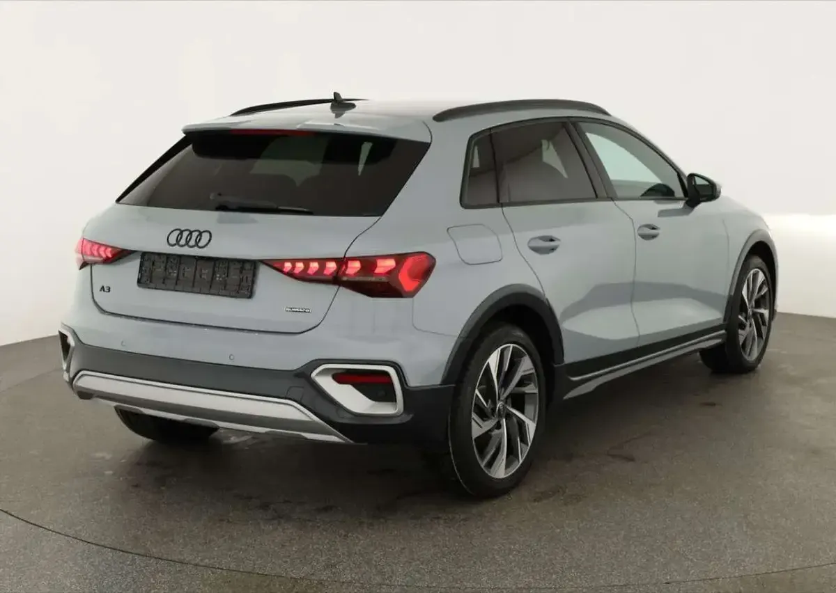 Neu Audi A3 204 PS (150 kW) 2026 Pfeilgrau perleffekt Limousine