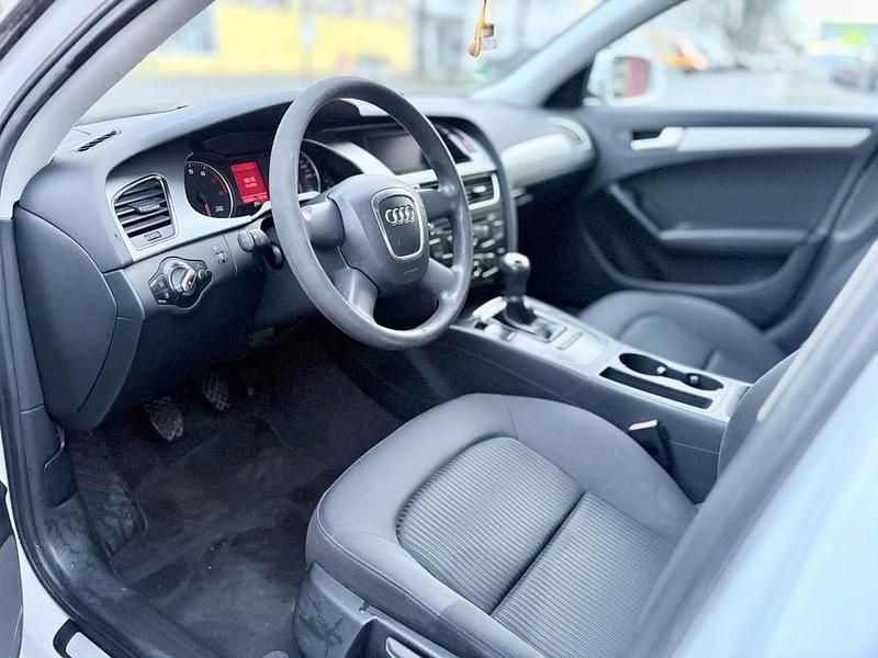 Gebraucht Audi A4 Attraction 120 PS (88 kW) 2009 Weiß Kombi